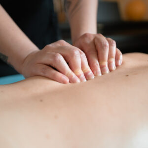 TOUCHER MASSAGE FASCIA